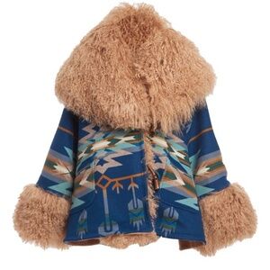 Lindsey Thornburg cloak